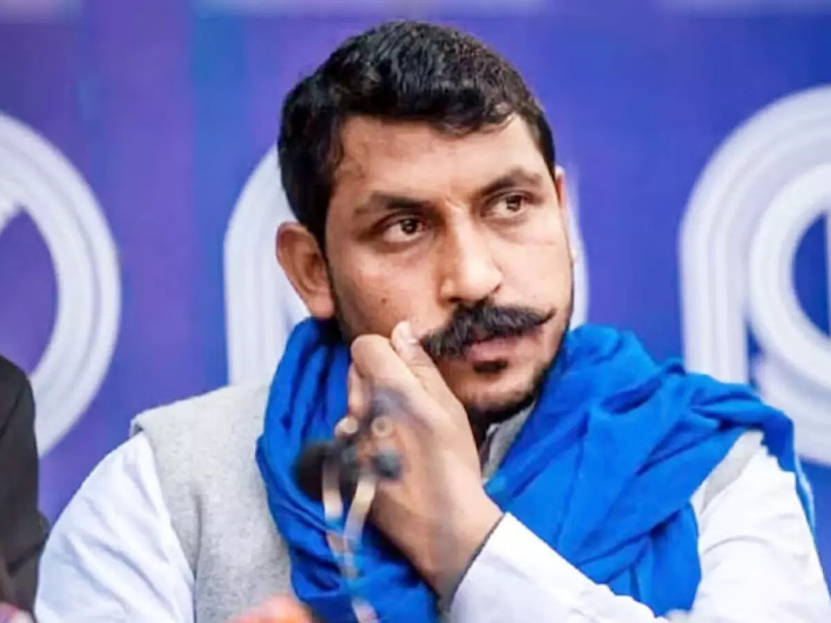 नगीना सांसद चंद्रशेखर आजाद को यौन शोषण केस में राहत, महिला डॉक्टर की याचिका खारिज नगीना सांसद चंद्रशेखर आजाद को यौन शोषण केस में राहत, महिला डॉक्टर की याचिका खारिज