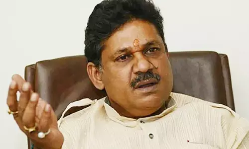 कीर्ति आजाद का हमला : भाजपा वादों से नहीं, धर्म से लड़ती है चुनाव