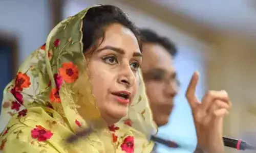 हरसिमरत कौर का आरोप– केजरीवाल के शीशमहल पर खर्च छिपा रही है पंजाब सरकार हरसिमरत कौर का आरोप– केजरीवाल के शीशमहल पर खर्च छिपा रही है पंजाब सरकार