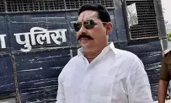 बिहार चुनाव: अनंत सिंह के प्रचार में इस्तेमाल दो वाहन जब्त, एफआईआर दर्ज