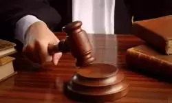 बैंक धोखाधड़ी मामला: सीबीआई कोर्ट ने दो एसबीआई अधिकारियों और निजी कंपनी को दोषी ठहराया, सजा सुनाई बैंक धोखाधड़ी मामला: सीबीआई कोर्ट ने दो एसबीआई अधिकारियों और निजी कंपनी को दोषी ठहराया, सजा सुनाई