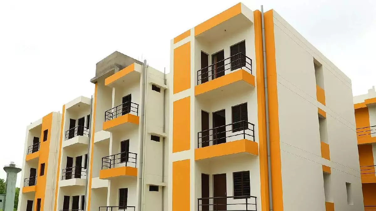 यूपी : मुख्तार अंसारी से खाली कराई गई जमीन पर बने 72 फ्लैटों की जल्द होगी लॉटरी