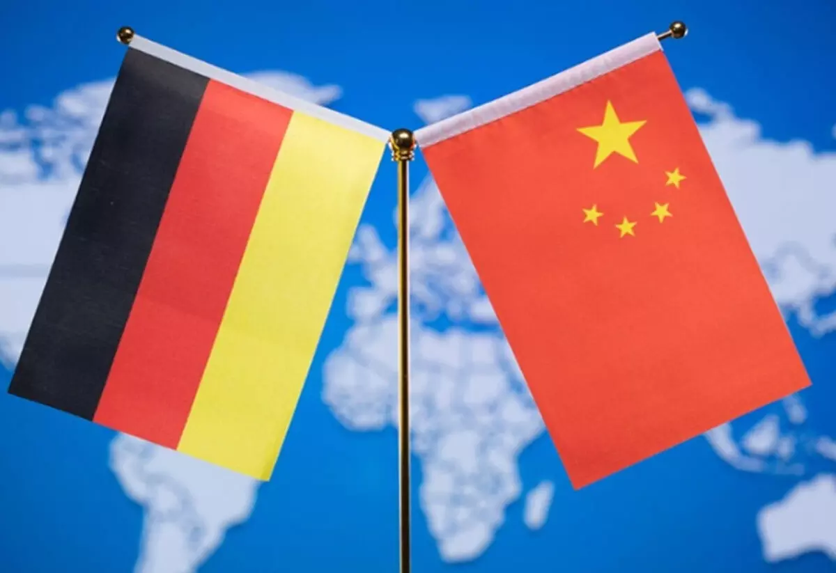 चीनी विदेश मंत्री ने जर्मन समकक्ष के साथ फोन पर बातचीत की चीनी विदेश मंत्री ने जर्मन समकक्ष के साथ फोन पर बातचीत की