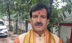 एसआईआर को ढाल बनाकर की जा रही वोट चोरी : मृत्युंजय तिवारी एसआईआर को ढाल बनाकर की जा रही वोट चोरी : मृत्युंजय तिवारी