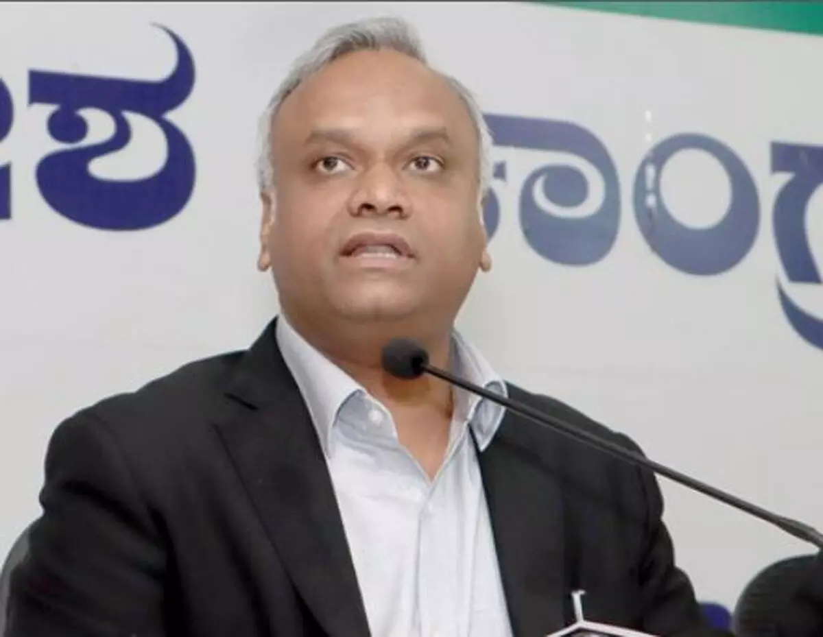 राहुल गांधी के पास वोट चोरी के पर्याप्त सबूत : प्रियांक खड़गे राहुल गांधी के पास वोट चोरी के पर्याप्त सबूत : प्रियांक खड़गे