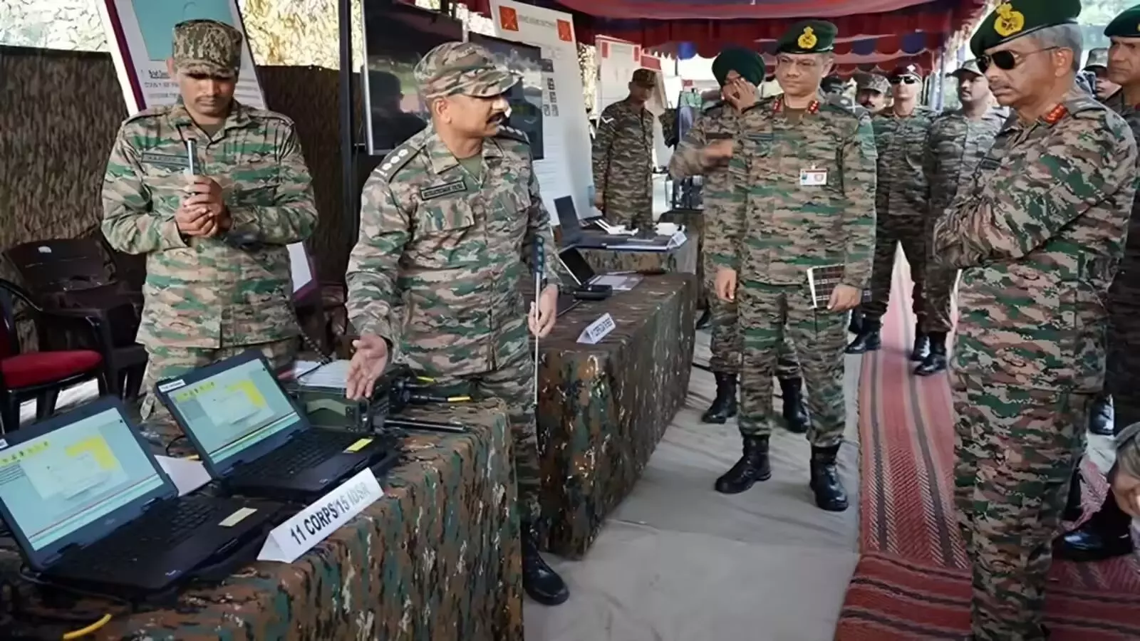 सिंदूर 2.0 की आहट से बढ़ी बेचैनी, एलओसी पर बंकर अभी तैयार नहीं सिंदूर 2.0 की आहट से बढ़ी बेचैनी, एलओसी पर बंकर अभी तैयार नहीं