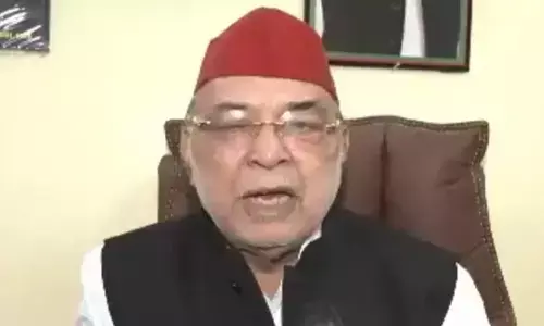 एसआईआर पर बोले रविदास मेहरोत्रा, निष्पक्षता से काम नहीं कर रहा चुनाव आयोग एसआईआर पर बोले रविदास मेहरोत्रा, निष्पक्षता से काम नहीं कर रहा चुनाव आयोग