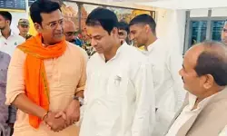 पटना एयरपोर्ट पर तेज प्रताप और रवि किशन की मुलाकात से सियासी अटकलें तेज