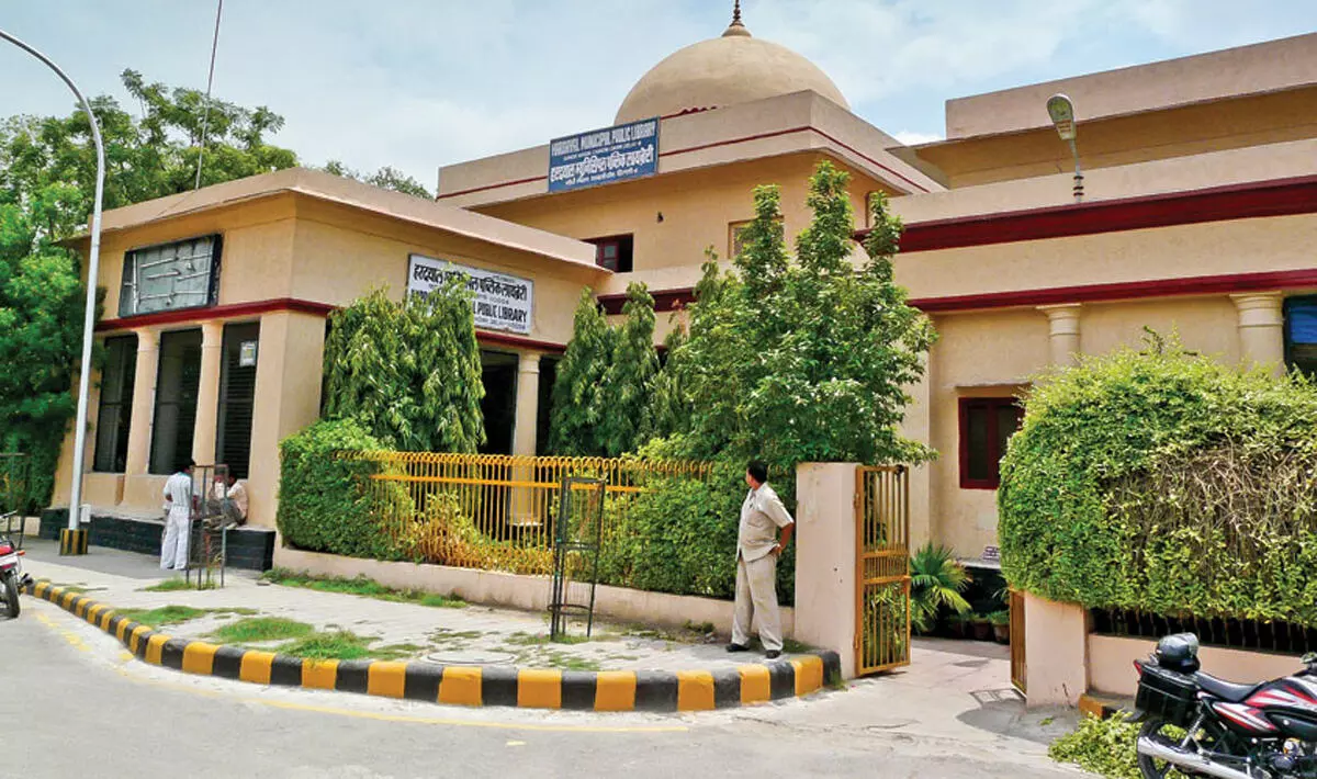 रचनात्मकता की मिसाल है लायब्रेरी रचनात्मकता की मिसाल है लायब्रेरी