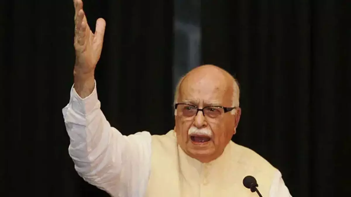 लालकृष्ण आडवाणी : विचार, निष्ठा और राष्ट्रसेवा के प्रतीक लालकृष्ण आडवाणी : विचार, निष्ठा और राष्ट्रसेवा के प्रतीक