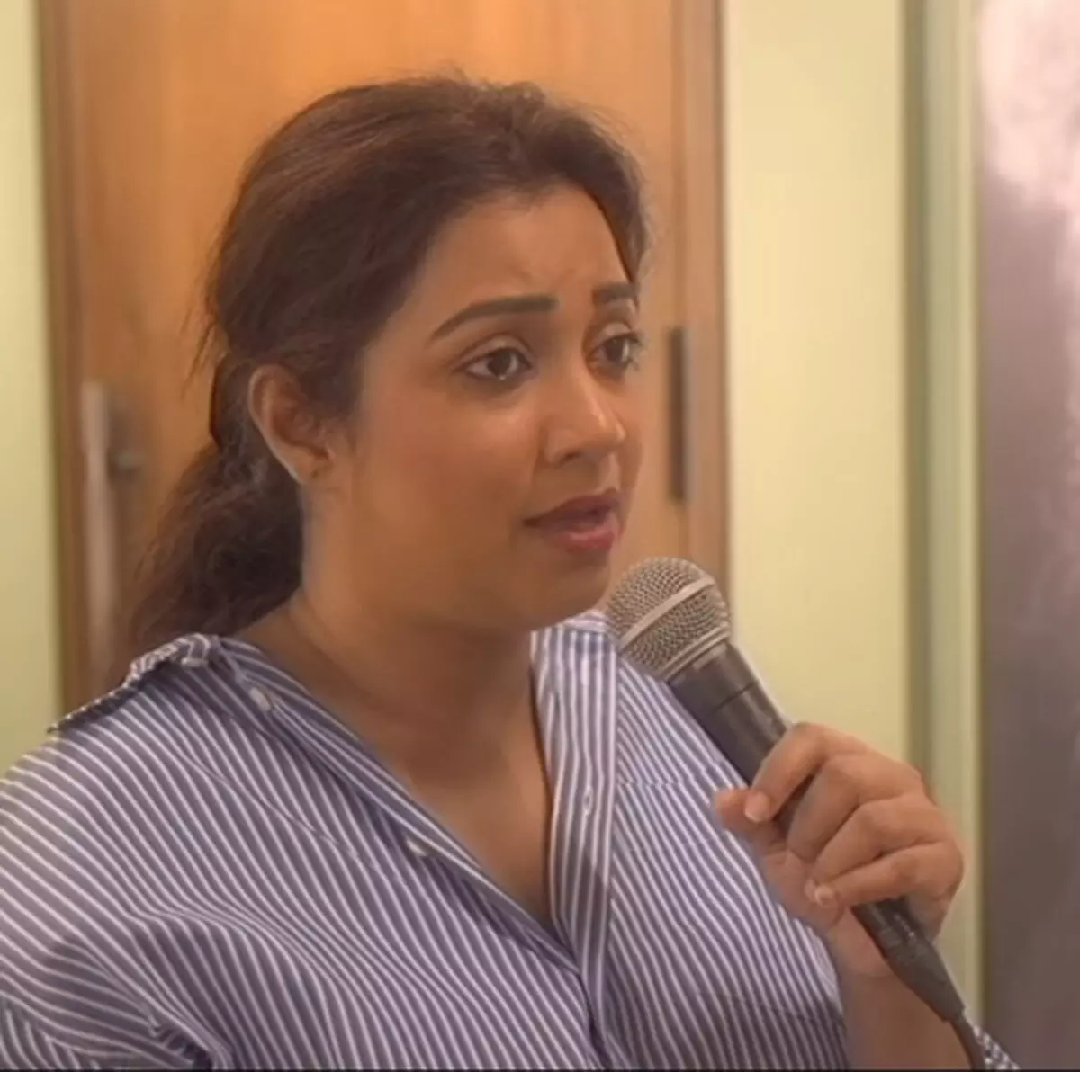 श्रेया घोषाल कुछ खास करने वाली हैं, तैयारी का वीडियो किया शेयर श्रेया घोषाल कुछ खास करने वाली हैं, तैयारी का वीडियो किया शेयर