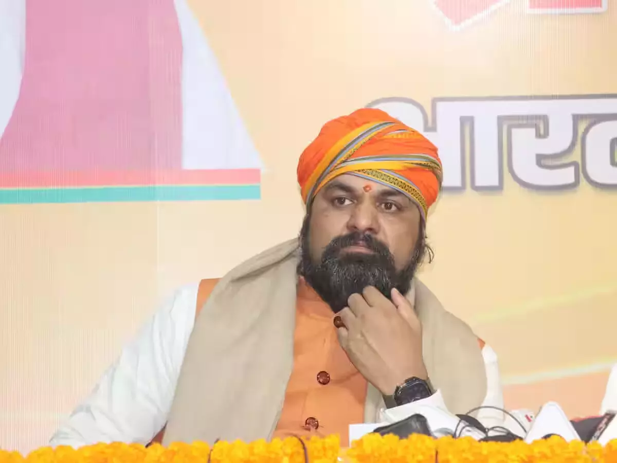 राजद कंफ्यूज भी, डिफ्यूज भी : डिप्टी सीएम सम्राट चौधरी राजद कंफ्यूज भी, डिफ्यूज भी : डिप्टी सीएम सम्राट चौधरी