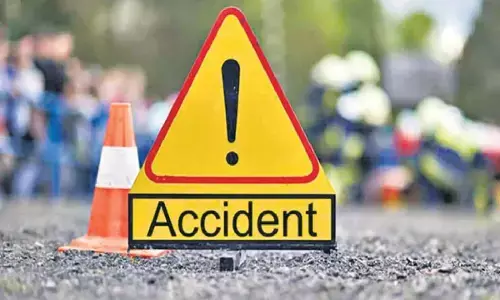 मध्य प्रदेश में भीषण सड़क हादसा, एक ही परिवार के तीन सदस्यों समेत चार की मौत