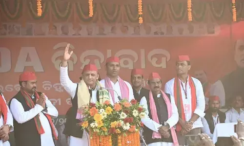 सपा बनी देश की तीसरी सबसे बड़ी पार्टी, राष्ट्रीय पार्टी का दर्जा पाने की मंजिल से है अभी दूर : राजनीतिक विश्लेषक