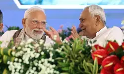 बिहार चुनाव : दूसरे चरण की वोटिंग जारी, पीएम मोदी और नीतीश कुमार ने की मतदान की अपील बिहार चुनाव : दूसरे चरण की वोटिंग जारी, पीएम मोदी और नीतीश कुमार ने की मतदान की अपील