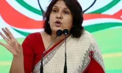 केंद्र सरकार इससे बच नहीं सकती, देना होगा जवाब, आखिर क्यों हो रहे ये हमले : लाल किला ब्लास्ट पर बोलीं सुप्रिया श्रीनेत