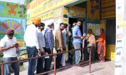 तरनतारन उपचुनाव में लगभग 60.95 फीसदी हुआ मतदान: पंजाब सीईओ तरनतारन उपचुनाव में लगभग 60.95 फीसदी हुआ मतदान: पंजाब सीईओ