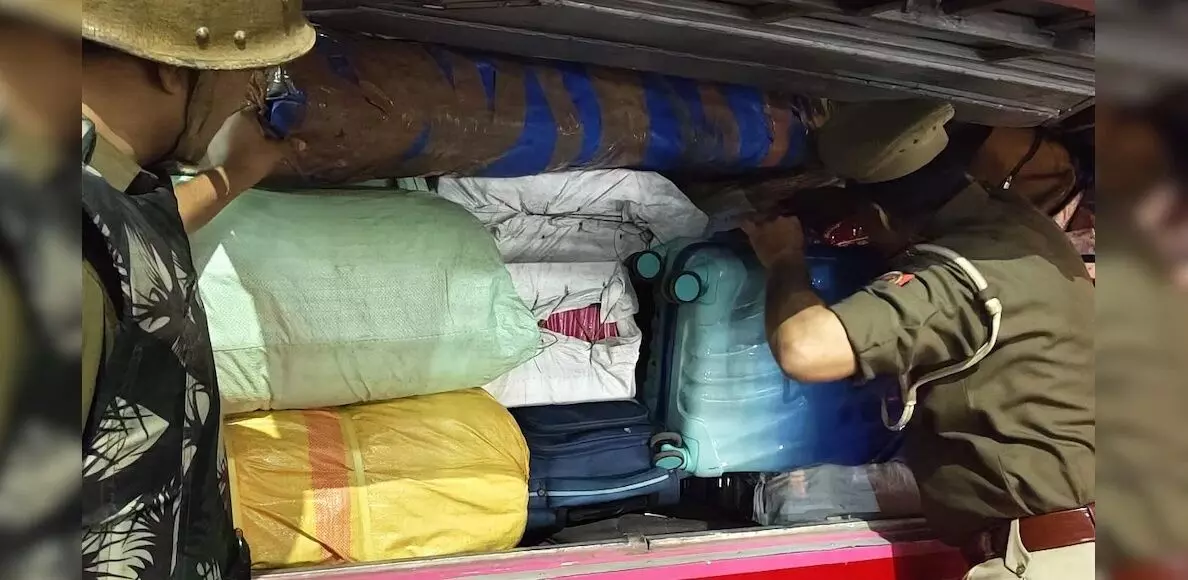 लाल किला ब्लास्ट मामले के बाद नोएडा अलर्ट मोड में , बॉर्डर पर सख्त निगरानी, रातभर पेट्रोलिंग