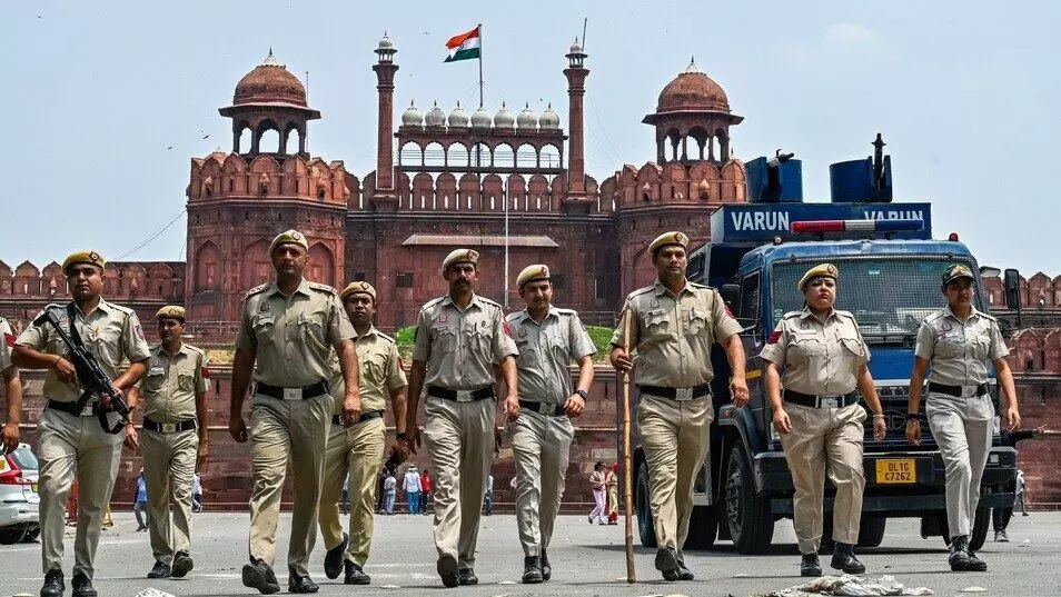 लाल किला ब्लास्ट मामला : जांच के लिए 500 से ज्यादा अधिकारियों और जवानों की टीम गठित