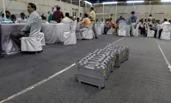 बिहार चुनाव : मतगणना की तैयारियां पूरी, 46 केंद्रों पर होगी वोटों की गिनती बिहार चुनाव : मतगणना की तैयारियां पूरी, 46 केंद्रों पर होगी वोटों की गिनती