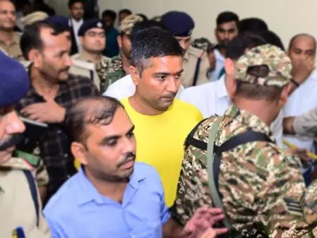 छत्तीसगढ़ : शराब घोटाले मामले में ईडी ने कुर्क की भूपेश बघेल के बेटे की 61.20 करोड़ की संपत्ति छत्तीसगढ़ : शराब घोटाले मामले में ईडी ने कुर्क की भूपेश बघेल के बेटे की 61.20 करोड़ की संपत्ति