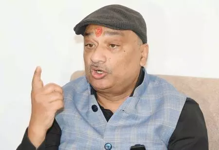 राजद नेता ने चुनाव आयोग और प्रशासन को दी खुली चुनौती, कहा-ईमानदारी से मतगणना कराइए, किसी के गाइडेड मिसाइल मत बनिए राजद नेता ने चुनाव आयोग और प्रशासन को दी खुली चुनौती, कहा-ईमानदारी से मतगणना कराइए, किसी के गाइडेड मिसाइल मत बनिए