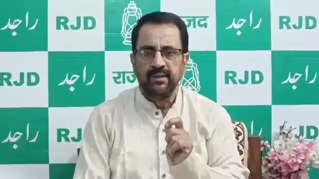 रोजगार और कलम की बनेगी सरकार, पूरी तरह बदलाव के पक्ष में जनादेश : एजाज अहमद रोजगार और कलम की बनेगी सरकार, पूरी तरह बदलाव के पक्ष में जनादेश : एजाज अहमद