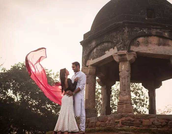 कुतुब मीनार पर पूजा बनर्जी ने कराया था प्री-वेडिंग फोटोशूट, 9 साल बाद बताई जगह चुनने की असल वजह कुतुब मीनार पर पूजा बनर्जी ने कराया था प्री-वेडिंग फोटोशूट, 9 साल बाद बताई जगह चुनने की असल वजह