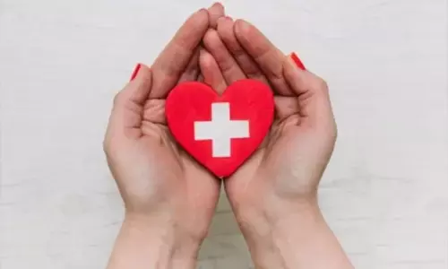 मेनोपॉज के हॉट-कोल्ड फ्लैश से राहत दिला सकता है हिप्नोटिज्म : स्टडी