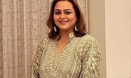 परवाने की रिलीज के 32 साल पूरे, अभिनेत्री शिल्पा शिरोडकर ने मनाया जश्न