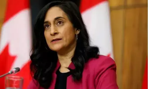 कनाडा ने रूस के खिलाफ प्रतिबंध लगाने की घोषणा की