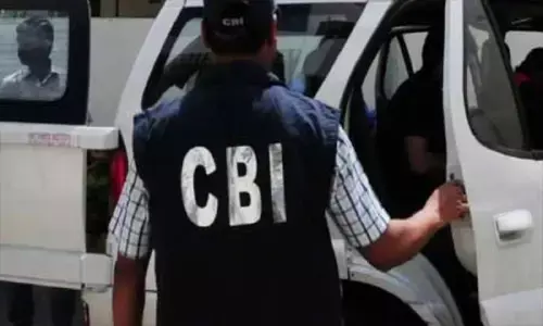 झारखंड: सरायकेला डाकघर में सीबीआई ने पोस्टल इंस्पेक्टर और असिस्टेंट को घूस लेते रंगेहाथ गिरफ्तार किया