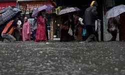 मुंबई का मॉनसून अब जानलेवा: गरीबों पर सबसे बड़ा खतरा