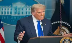 टैरिफ को लेकर ट्रंप ने लिया यू-टर्न, अमेरिका ने कॉफी और फलों से हटाया शुल्क टैरिफ को लेकर ट्रंप ने लिया यू-टर्न, अमेरिका ने कॉफी और फलों से हटाया शुल्क