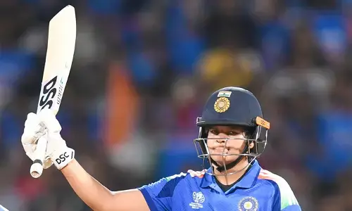 विश्व कप जीतकर हम खुद भाग्यशाली महसूस करते हैं : शेफाली वर्मा विश्व कप जीतकर हम खुद भाग्यशाली महसूस करते हैं : शेफाली वर्मा