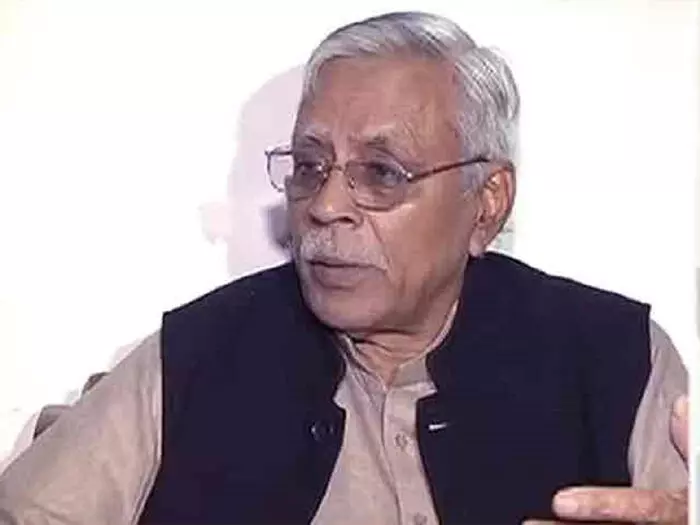 हार में राजद की करारी हार के बाद बगावत! शिवानंद तिवारी ने तेजस्वी पर बोला सीधा हमला हार में राजद की करारी हार के बाद बगावत! शिवानंद तिवारी ने तेजस्वी पर बोला सीधा हमला