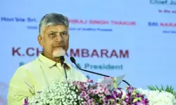 चंद्रबाबू नायडू का बड़ा बयान-संविधान की वजह से ही चायवाला प्रधानमंत्री बना चंद्रबाबू नायडू का बड़ा बयान-संविधान की वजह से ही चायवाला प्रधानमंत्री बना