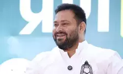 तेजस्वी यादव को विधानमंडल दल का नेता चुने जाने का प्रस्ताव पारित, बिहार चुनाव में हुई हार पर की गई चर्चा