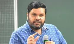 गौरव वल्लभ का हमला : लालू-राबड़ी अपनी बेटी को दिलाएं इंसाफ गौरव वल्लभ का हमला : लालू-राबड़ी अपनी बेटी को दिलाएं इंसाफ