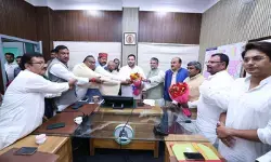 बिहार चुनाव परिणाम: राजद ने की समीक्षा बैठक, नेताओं ने ईवीएम में गड़बड़ी का आरोप लगाया बिहार चुनाव परिणाम: राजद ने की समीक्षा बैठक, नेताओं ने ईवीएम में गड़बड़ी का आरोप लगाया