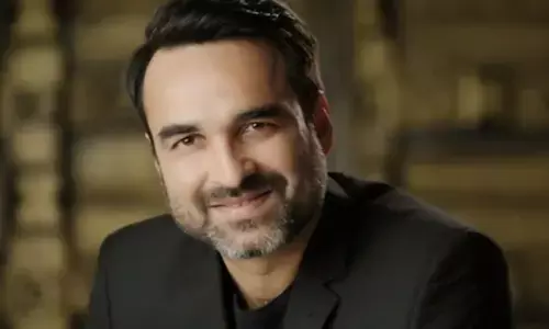 बेटी के स्टेज डेब्यू को देख इमोशनल हुए पंकज त्रिपाठी, कहा- करियर के शुरुआती दिनों की याद आ गई