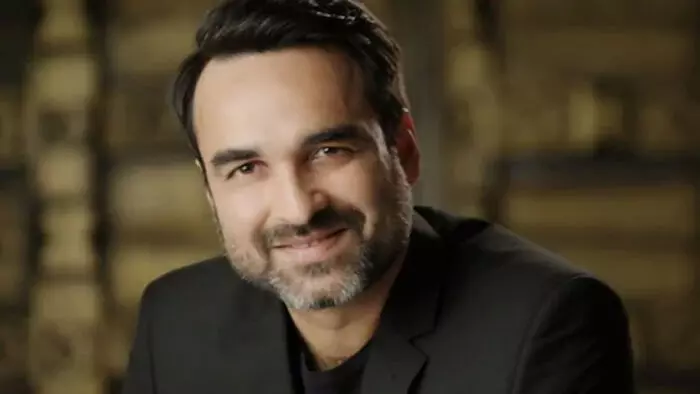 बेटी के स्टेज डेब्यू को देख इमोशनल हुए पंकज त्रिपाठी, कहा- करियर के शुरुआती दिनों की याद आ गई बेटी के स्टेज डेब्यू को देख इमोशनल हुए पंकज त्रिपाठी, कहा- करियर के शुरुआती दिनों की याद आ गई