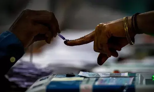 असम में मतदाता सूची का गहन नहीं विशेष पुनरीक्षण क्यों?