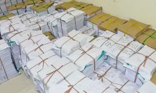 एसआईआर चरण 2 : 98.79 प्रतिशत गणना फॉर्म वितरित, डिजिटलीकरण सिर्फ 15.98 प्रतिशत