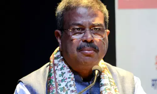 बिहार: नीतीश कुमार को एनडीए विधायक दल का नेता चुने जाने पर धर्मेंद्र प्रधान ने दी बधाई