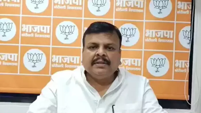 शिक्षित व्यक्ति विस्फोट करे और भटका हुआ हो तो उसे गोली मार देनी चाहिए : संजय उपाध्याय शिक्षित व्यक्ति विस्फोट करे और भटका हुआ हो तो उसे गोली मार देनी चाहिए : संजय उपाध्याय