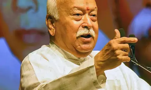 मोहन भागवत 3 दिन के प्रवास पर मणिपुर पहुंचे, पूर्वोत्तर में अपनी पकड़ मजबूत कर रहा संघ