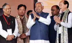 नीतीश कैबिनेट में 26 मंत्री, पुराने चेहरों का दबदबा