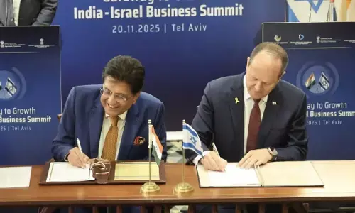 भारत-इजरायल के बीच ट्रेड एग्रीमेंट पर बातचीत चालू, दोनों देशों ने टर्म ऑफ रेफरेंस पर किए साइन भारत-इजरायल के बीच ट्रेड एग्रीमेंट पर बातचीत चालू, दोनों देशों ने टर्म ऑफ रेफरेंस पर किए साइन