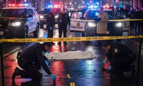 ग्रेटर नोएडा में 22 वर्षीय युवती ने 16वीं मंजिल से कूदकर दी जान, पुलिस ने शुरू की जांच ग्रेटर नोएडा में 22 वर्षीय युवती ने 16वीं मंजिल से कूदकर दी जान, पुलिस ने शुरू की जांच